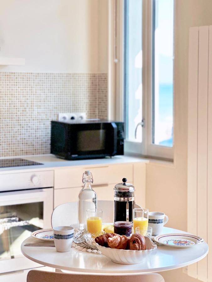 Villa Adele, Bow-Window Vue Mer - Appt 02 Мер-ле-Бен Екстер'єр фото